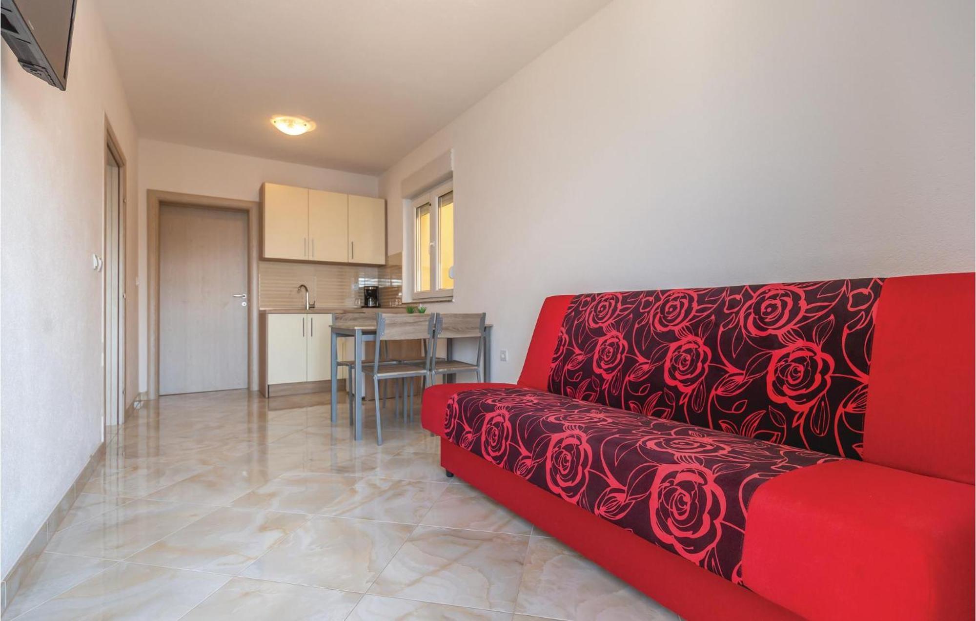 Nice Apartment In Krvavica With House Sea View Экстерьер фото