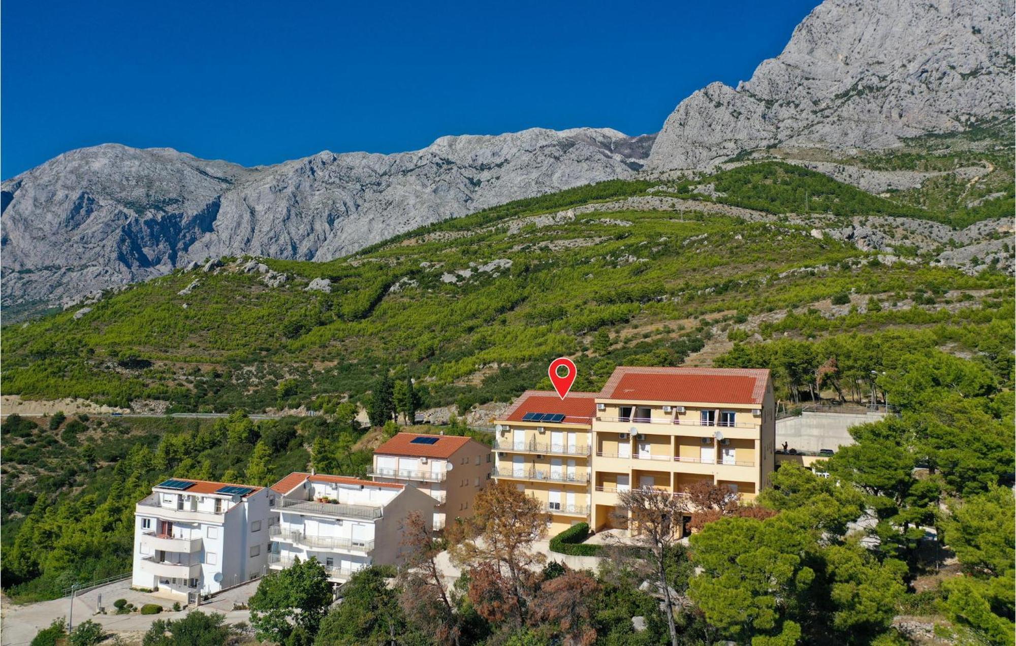 Nice Apartment In Krvavica With House Sea View Экстерьер фото