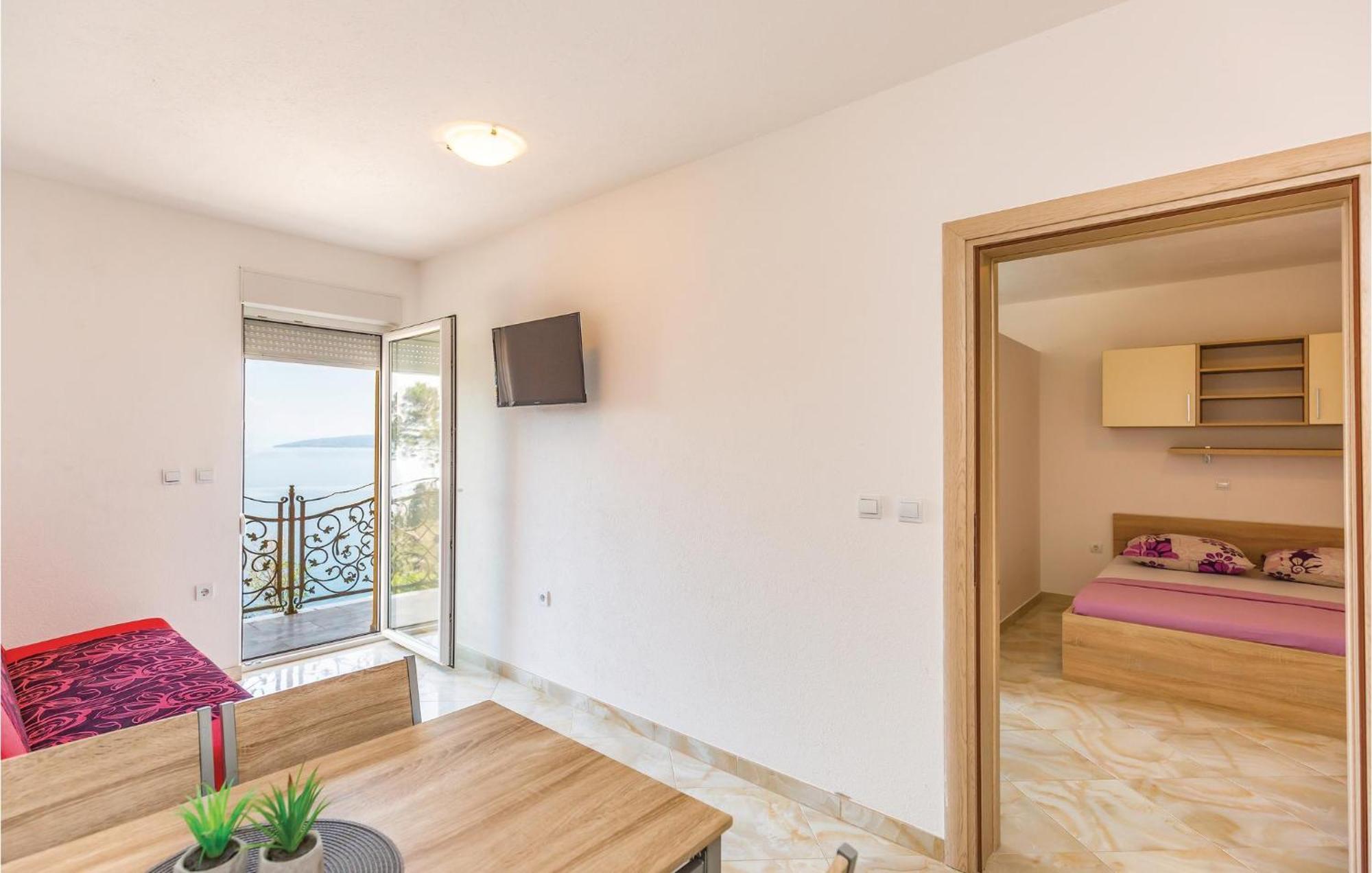 Nice Apartment In Krvavica With House Sea View Экстерьер фото
