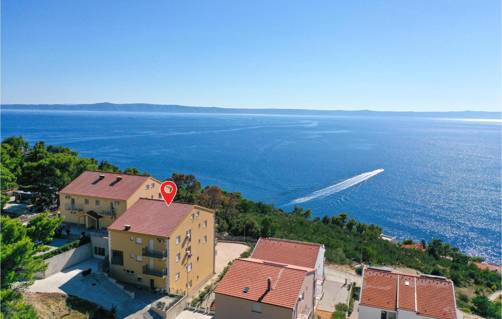 Nice Apartment In Krvavica With House Sea View Экстерьер фото